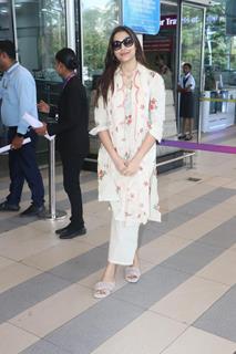 Saiee Manjrekar snapped at the airport
