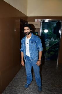 Celebrities snapped at the screeing of 'Do Aur Do Pyaar Do'