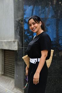 Neha Sharma snapped in Santacruz 