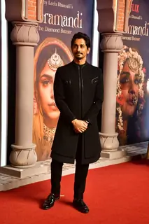 Siddharth grace the premiere of Heeramandi