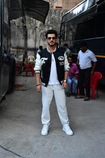 Arjun Bijlani Madhuri Dixit Suniel Shetty and other celebrities snapped on the set Dance Deewane 4