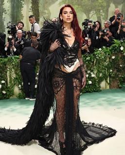 Dua Lipa grace Red carpet of Met Gala 2024 