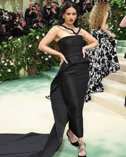 Rosalia grace Red carpet of Met Gala 2024 