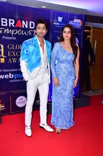 Abhishek Kumar and Ayesha Khan grace the Global Excellence Awards 2024