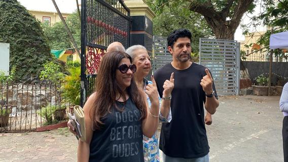 Farhan Akhtar and Zoya Akhtar snapped after their Lok Sabha Election voting