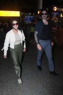 Sunny Leone snapped at the airport