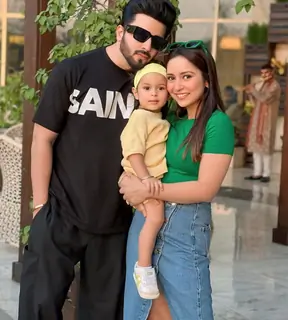 Dheeraj Dhoopar with his family