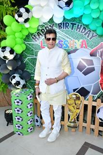 Jeetendra attend Tusshar Kapoor's son Laksshya Kapoor birthday party