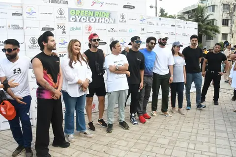 Aditya Seal, Aparshakti Khurana, Sunny Kaushal, Stebin Ben and Taha Shah Badussha attend Bhamla Foundation’s Green Ride Cyclothon in Bandra