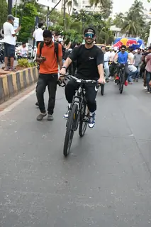 Aparshakti Khurana attend Bhamla Foundation’s Green Ride Cyclothon in Bandra