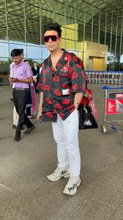 Karan Johar snapped on the airport