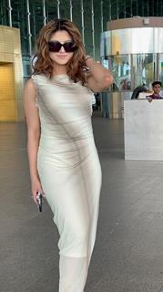 Urvashi Rautela spotted at the airport