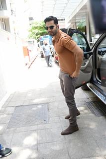 Varun Dhawan snapped in the city