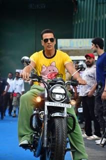 Akshay Kumar snapped in Juhu riding bike