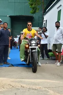 Akshay Kumar snapped in Juhu riding bike