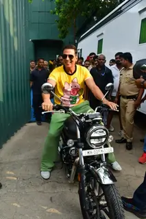 Akshay Kumar snapped in Juhu riding bike