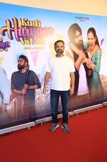 Anand Tiwari snapped at the premiere of Kudi Haryane Val Di