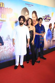 Yashpal Sharma, Ammy Virk and Sonam Bajwa snapped at the premiere of Kudi Haryane Val Di
