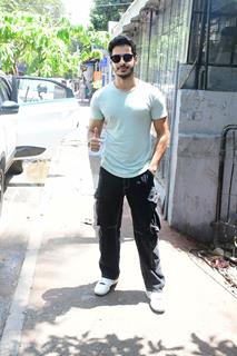 Ishaan Khatter snapped in the city