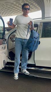 Sonu Sood spotted at the airport