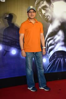 Celebrities grace the screening of Chandu Champion