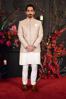 Siddharth attend the Sonakshi Sinha and Zaheer Iqbal's wedding reception