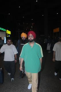 Ammy Virk snapped at the airport
