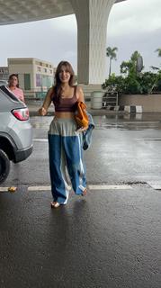 Rhea Chakraborty snapped at the airport