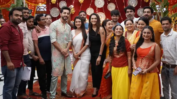 Jhanak fame Kajal Pisal celebrated her on birthday on set