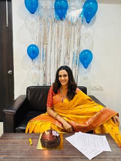 Jhanak fame Kajal Pisal celebrated her on birthday on set