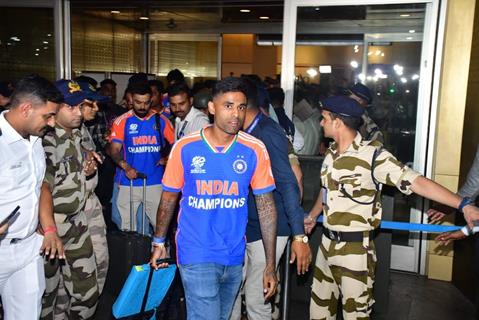 Suryakumar Yadav snapped at the Mumbai airport