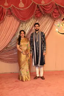 Rashmi Thackeray and Tejas Thackeray attend Radhika Merchant and Anant Ambani Sangeet Ceremony 