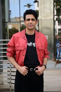 Gulshan Devaiah Gulshan Devaiah snapped promoting their upcoming film Ulajh