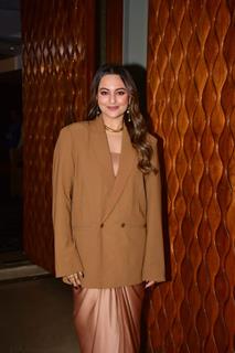 Sonakshi Sinha snapped promoting their film Kakuda