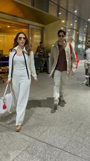 Sidharth Malhotra and Kiara Advani snapped at the airport