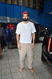 Aditya Roy Kapur snapped in the city