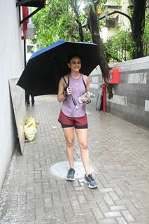  Rakul Preet Singh snapped in the city