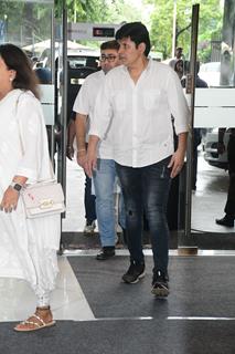 Celebs attend the prayer meet of Krishan Kumar’s daughter Tishaa Kumar