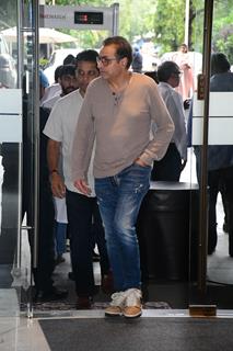 Celebs attend the prayer meet of Krishan Kumar’s daughter Tishaa Kumar