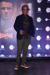 Vipin Sharma grace the success party of Sirf Ek Bandaa Kaafi Hai