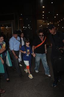 Shah Rukh Khan and AbRam Khan spotted at the airport