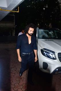 Himesh Reshammiya  snapped at Farah Khan's Residence