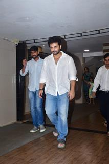 Shoaib Ibrahim  snapped at Farah Khan's Residence