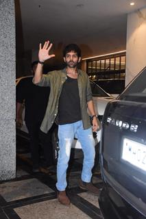 Kartik Aaryan attend Dinesh Vijan's Birthday Party