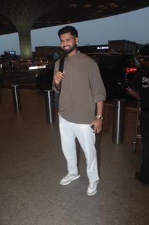 Shreyas Iyer snapped at the airport