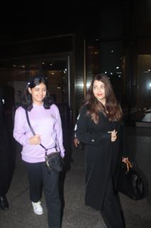 Aishwarya Rai Bachchan snapped at the airport