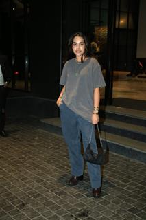 Naila Grrewal snapped at the special screening of ‘Auron Mein Kahan Dum Tha’