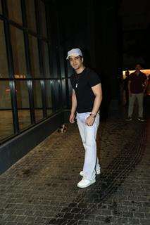 Celebrities snapped at the special screening of ‘Auron Mein Kahan Dum Tha’