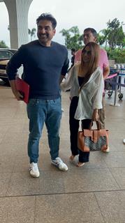 Arbaaz Khan and Sshura Khan snapped at the airport