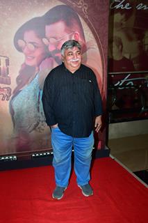 Naresh Gosain grace the premiere of Ghudchadi